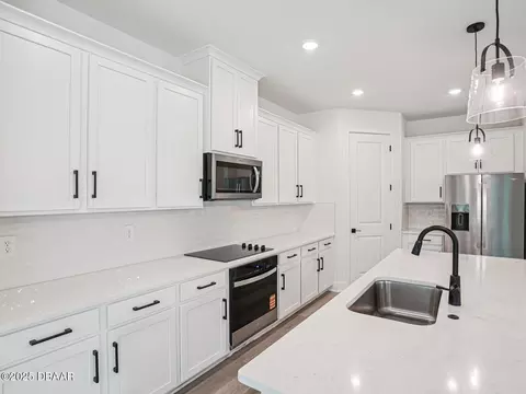 1340 Oakhaven Ave, Ormond Beach, FL 32174 photo 6