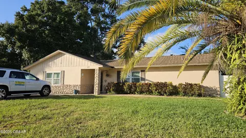 1099 Kingswood Way, Port Orange, FL 32129