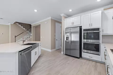 Kitchen - 1312 Arklow Cir, Ormond Beach, FL 32174 photo 4 of 4