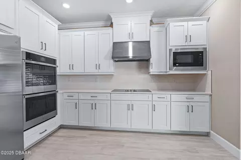 Kitchen - 1312 Arklow Cir, Ormond Beach, FL 32174 photo 3 of 4