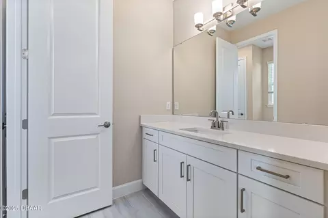 Bath - 1312 Arklow Cir, Ormond Beach, FL 32174 photo 5 of 10