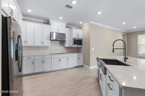Kitchen - 1312 Arklow Cir, Ormond Beach, FL 32174 photo 2 of 4