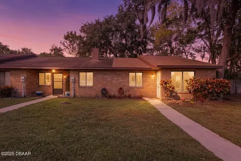 1521 Heritage Ln, Holly Hill, FL 32117