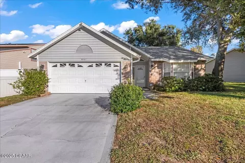 3531 Red Pontiac Dr, Port Orange, FL 32129