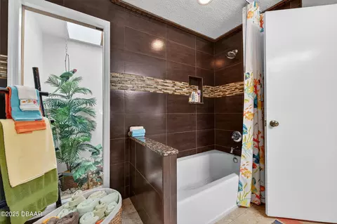 Bath - 3 Ridge Trl, Ormond Beach, FL 32174 photo 2 of 4