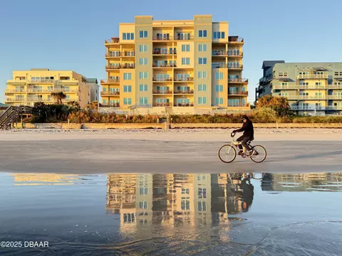 807 S Atlantic Ave, New Smyrna Beach, FL 32169