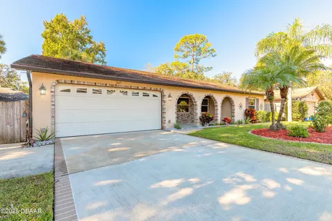 Exterior - 507 Laurel Dr, Ormond Beach, FL 32174 photo 4 of 8