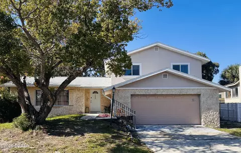1649 E Shangri-la Dr, Daytona Beach, FL 32119