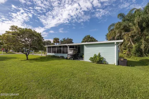 Exterior - 309 Schooner Ave, Edgewater, FL 32141 photo 4 of 7