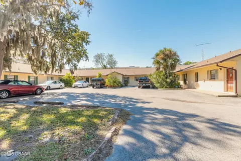 1672 Espanola Ave, Holly Hill, FL 32117