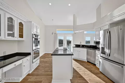 Kitchen - 2384 John Anderson Dr, Ormond Beach, FL 32176 photo 3 of 5