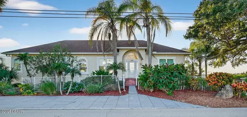 Exterior - 2384 John Anderson Dr, Ormond Beach, FL 32176 photo 3 of 6