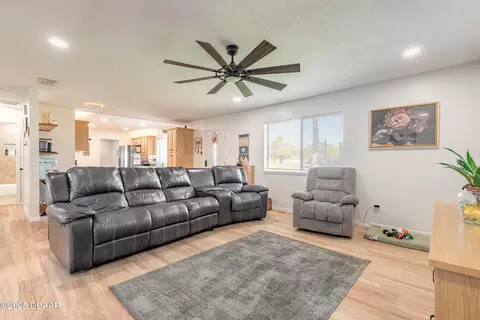1804 Mango Tree Dr, Edgewater, FL 32132 photo 7