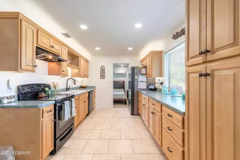 1804 Mango Tree Dr, Edgewater, FL 32132 photo 12