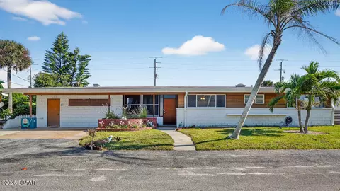 4245 Cardinal Blvd, Port Orange, FL 32127
