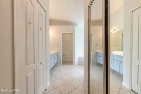Entry Way - 21 Meadow Ridge Vw, Ormond Beach, FL 32174 photo 4 of 4