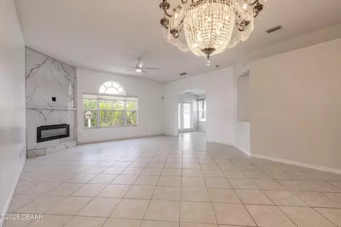 Living - 21 Meadow Ridge Vw, Ormond Beach, FL 32174 photo 3 of 8