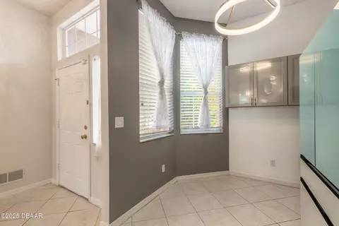 Entry Way - 21 Meadow Ridge Vw, Ormond Beach, FL 32174 photo 3 of 4