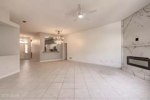 Living - 21 Meadow Ridge Vw, Ormond Beach, FL 32174 photo 4 of 8
