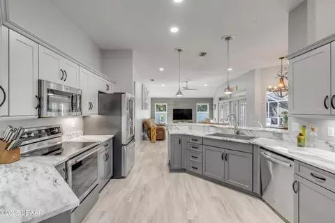 Kitchen - 52 Cambridge Trce, Ormond Beach, FL 32174 photo 1 of 9