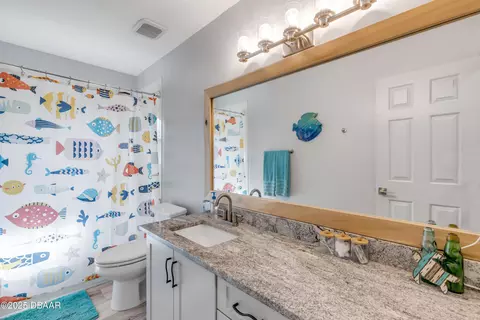 Bath - 52 Cambridge Trce, Ormond Beach, FL 32174 photo 2 of 8