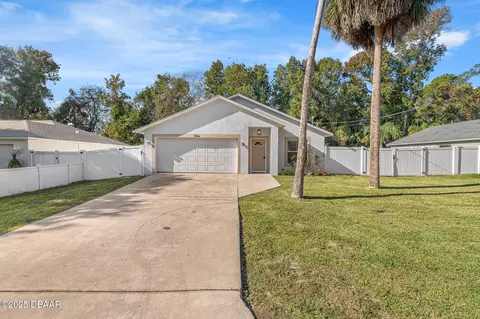 724 Owasso St, Daytona Beach, FL 32114