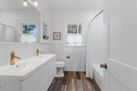 Bath - 123 Arlington Way, Ormond Beach, FL 32176 photo 1 of 2