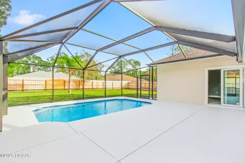 Exterior - 7 Ripton Pl, Palm Coast, FL 32164 photo 6 of 11