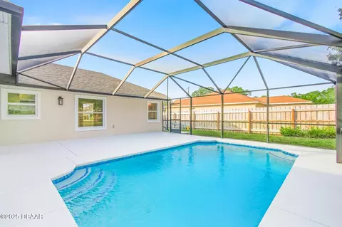 Exterior - 7 Ripton Pl, Palm Coast, FL 32164 photo 7 of 11