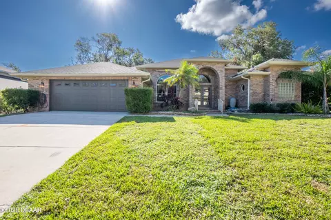 Exterior - 15 Carrington Ln, Ormond Beach, FL 32174 photo 7 of 8