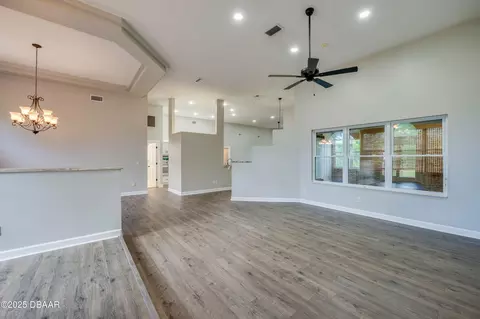 Living - 15 Carrington Ln, Ormond Beach, FL 32174 photo 12 of 13