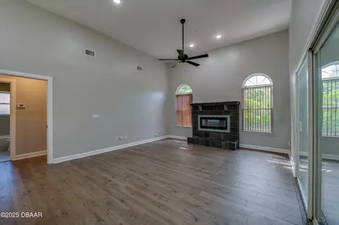 Living - 15 Carrington Ln, Ormond Beach, FL 32174 photo 9 of 13