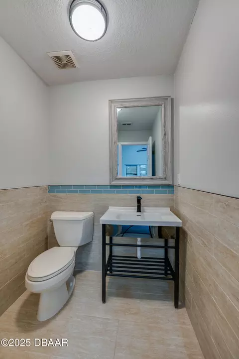 Bath - 15 Carrington Ln, Ormond Beach, FL 32174 photo 5 of 5