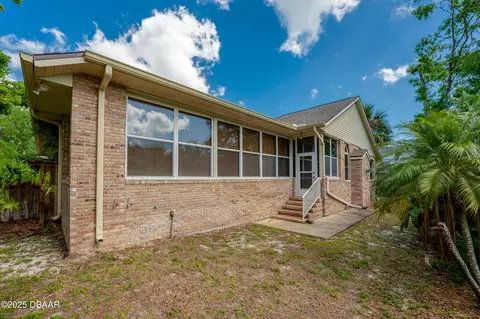 Exterior - 15 Carrington Ln, Ormond Beach, FL 32174 photo 6 of 8