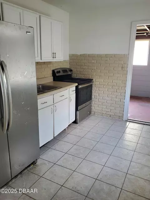 Kitchen - 164 Laurie Dr, Ormond Beach, FL 32176 photo 1 of 1