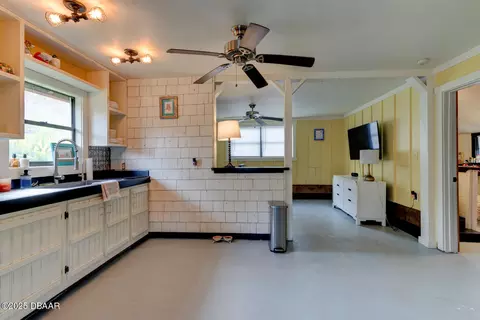 Kitchen - 3051 Ragis Rd, Edgewater, FL 32132 photo 5 of 6