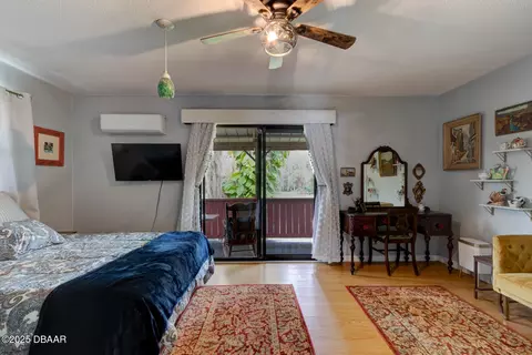 Bedroom - 3051 Ragis Rd, Edgewater, FL 32132 photo 2 of 6