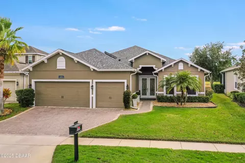 105 Birkdale Dr, Daytona Beach, FL 32124