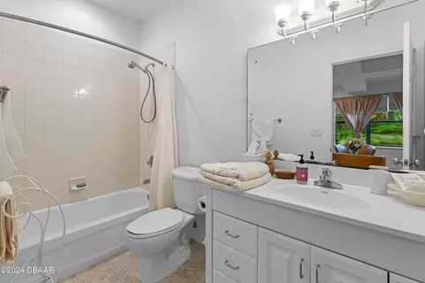 Bath - 763 N Beach St, Ormond Beach, FL 32174 photo 3 of 14