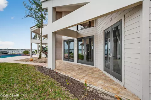 Exterior - 763 N Beach St, Ormond Beach, FL 32174 photo 13 of 17