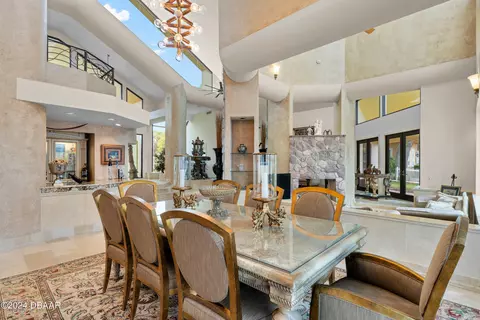 Dining - 763 N Beach St, Ormond Beach, FL 32174 photo 2 of 6