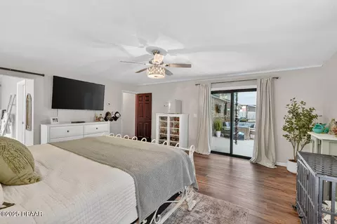 Bedroom - 389 Apache Trl, Ormond Beach, FL 32174 photo 2 of 6