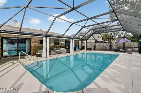 Exterior - 389 Apache Trl, Ormond Beach, FL 32174 photo 2 of 5