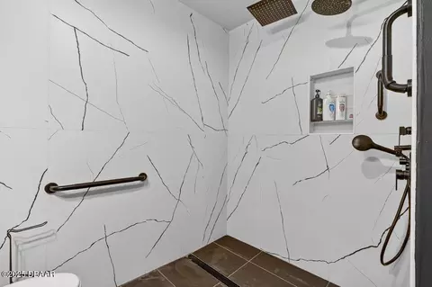 Bath - 389 Apache Trl, Ormond Beach, FL 32174 photo 6 of 6