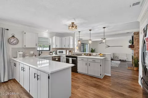 Kitchen - 389 Apache Trl, Ormond Beach, FL 32174 photo 3 of 3