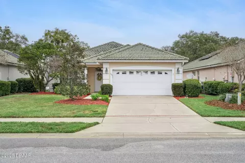 390 Foxhill Dr, Debary, FL 32713