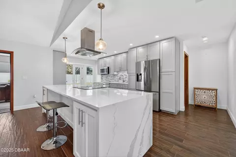 Kitchen - 814 E River Oak Dr, Ormond Beach, FL 32174 photo 2 of 4