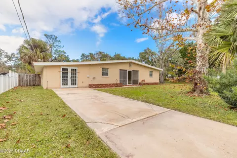 223 Charles St, Port Orange, FL 32129
