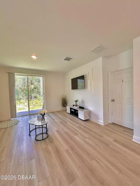 112 Lost Ball Dr, Daytona Beach, FL 32124