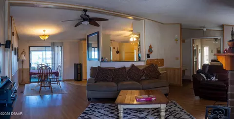 194 Lewis St, Edgewater, FL 32141 photo 4